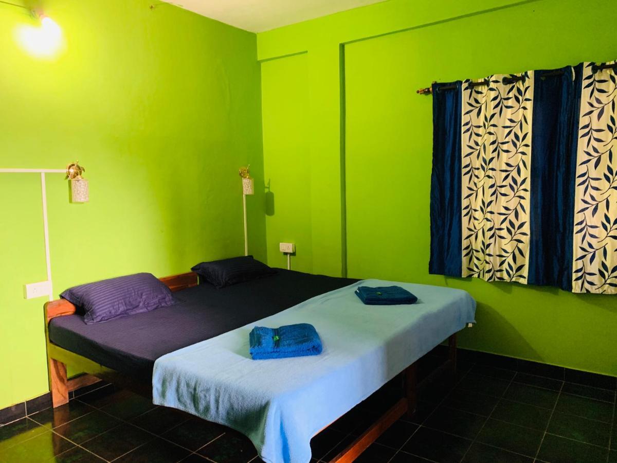 Savitri Guest House 아람볼 외부 사진